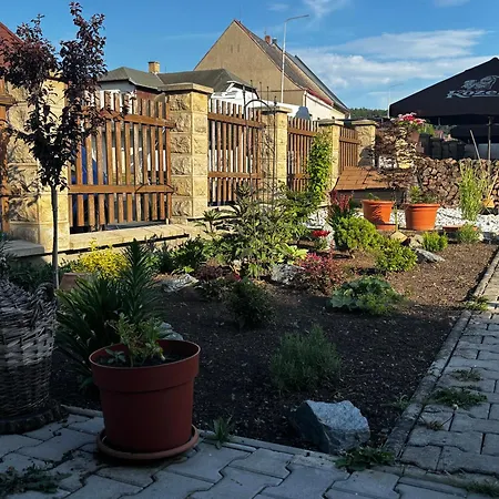 Vera * Janovice nad Úhlavou